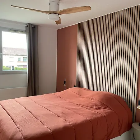 Aux Cypres Du Littoral T 2 Avec Piscine Lejlighed Poussan